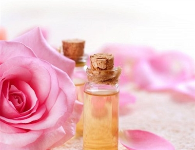 NƯỚC HOA HỒNG GIỌT NƯỚC THUẦN KHIẾT CHO LÀN DA