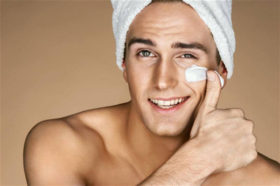 BÍ QUYẾT KIỀM DẦU DA MẶT HIỆU QUẢ CHO NAM GIỚI